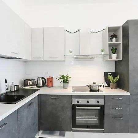 Lägenhet A Postcard From