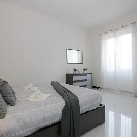 A Postcard From Lägenhet *